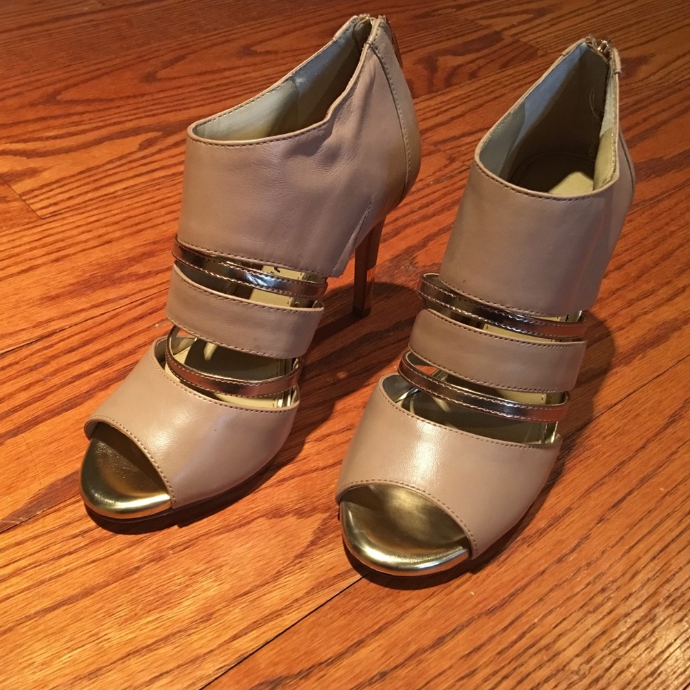 Antonio Melani Heels